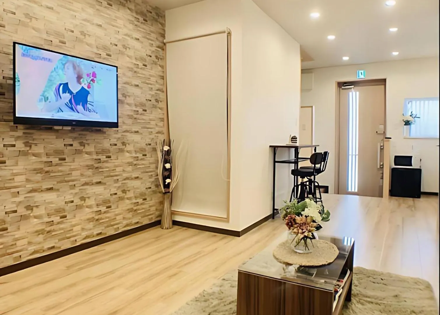 Room3 Bed7 Quiet Family House أوساكا 0*,